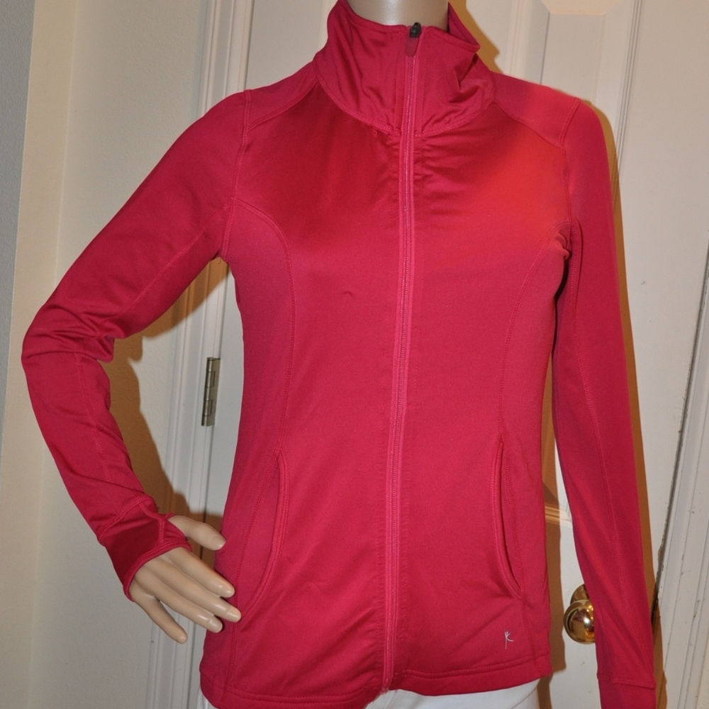 Danskin Now Dri-more Athletic Jacket w/thumb holes